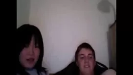 他妈的我的猫很难，只是暨在我的脸上