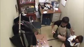 阿姨和侄女享受他们巨大的裸体