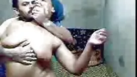 60岁的祖母乱搞一个未知的twink