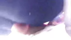 我们在她的房间里抓住了我的嫂子