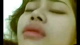 妈妈知道如何唤醒她的儿子，这是多么好的补救措施！