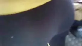 这位老太太和电影卖家发生了争执