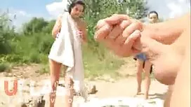 他们在万圣节派对中得到他妈的