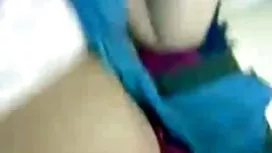 我在街上的邻居，我和她发生了性关系并享受
